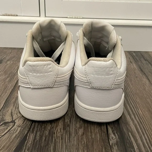 Nike Court Vision Low Women’s Size 8.5 - Picture 3 of 6